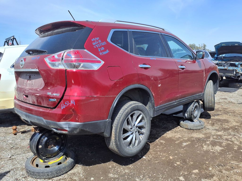NISSAN ROGUE 2014