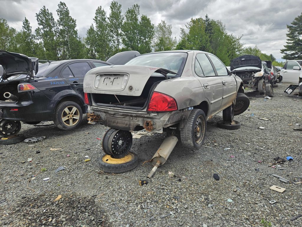 NISSAN SENTRA 2004