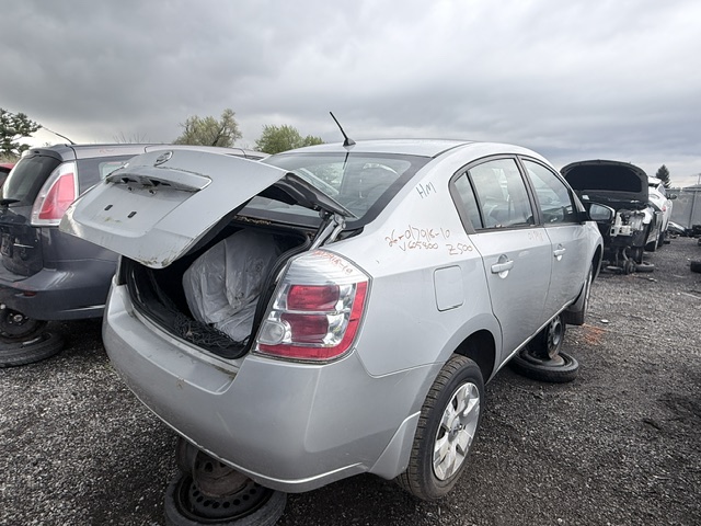 NISSAN SENTRA 2010