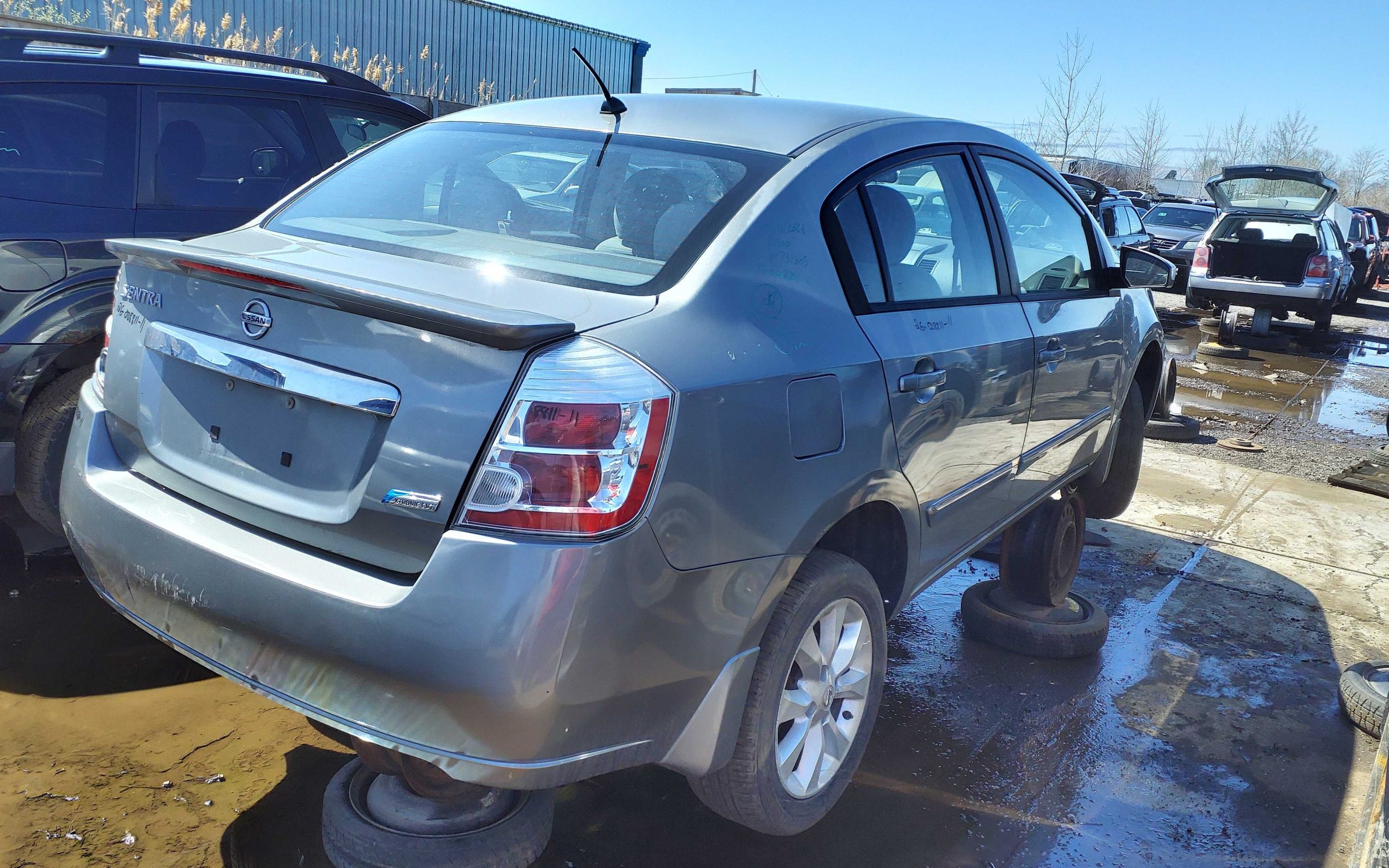 NISSAN SENTRA 2011