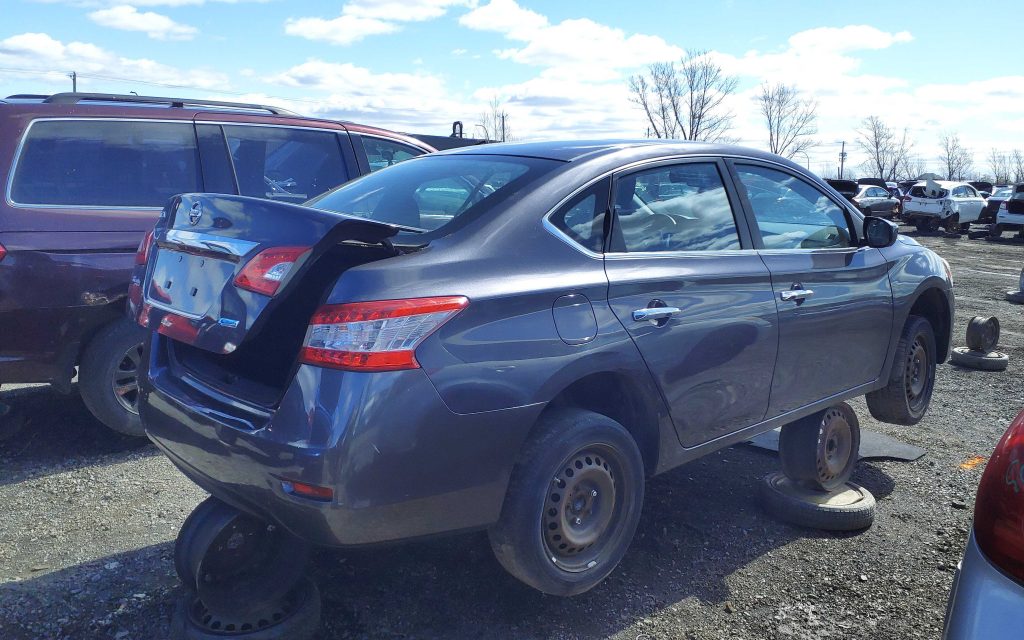 NISSAN SENTRA 2015