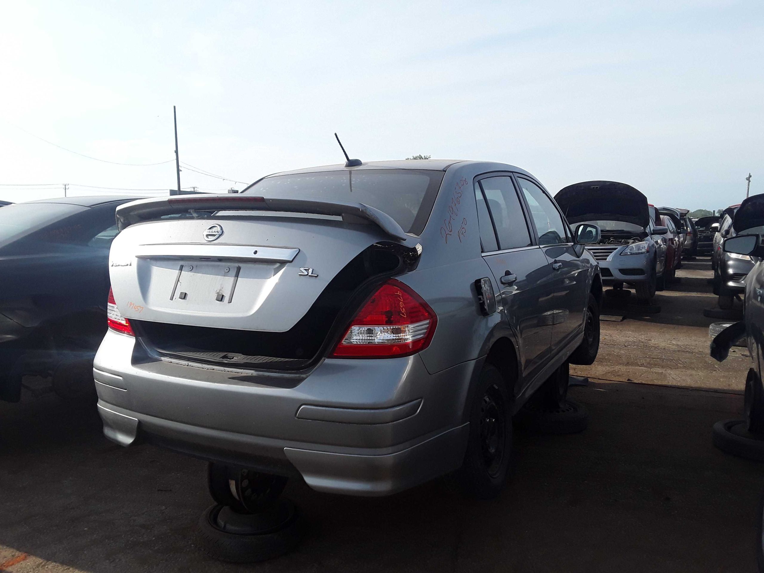 NISSAN VERSA 2008