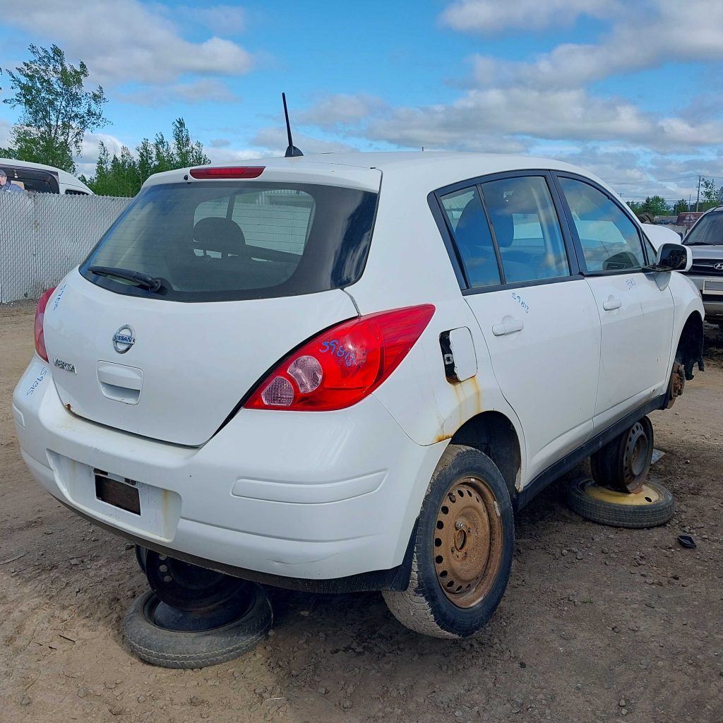 NISSAN VERSA 2009