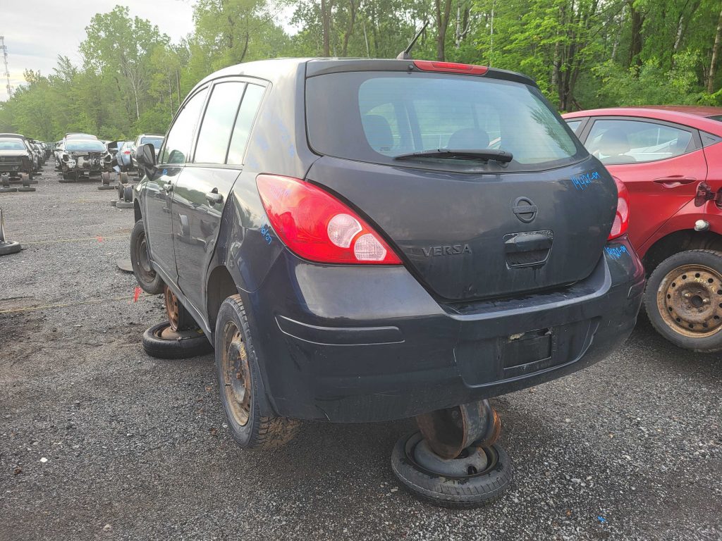 NISSAN VERSA 2009