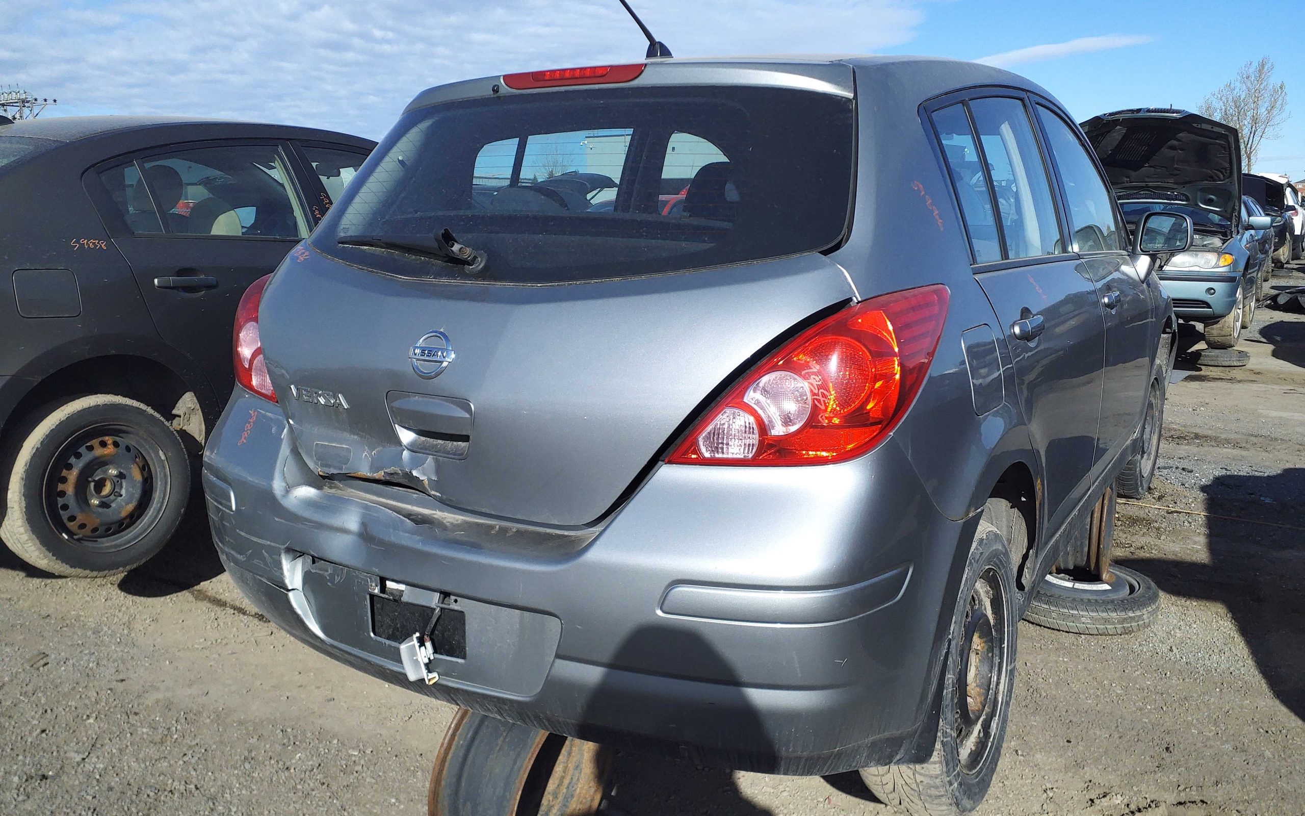 NISSAN VERSA 2009
