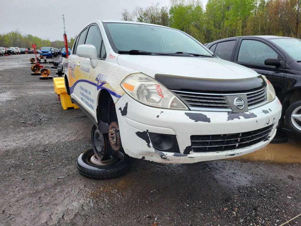 NISSAN VERSA 2009