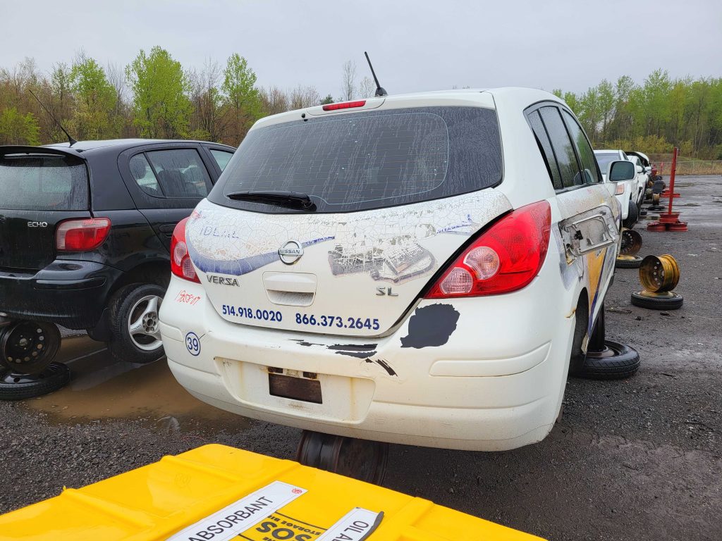 NISSAN VERSA 2009