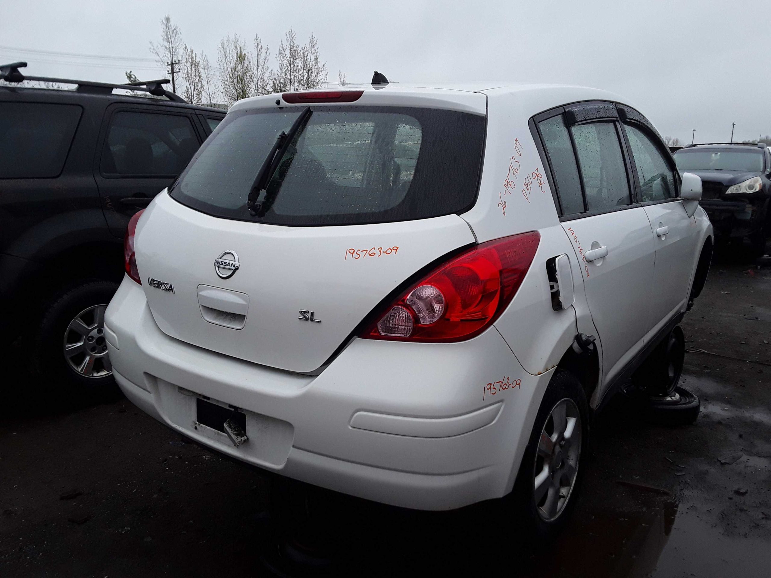 NISSAN VERSA 2009