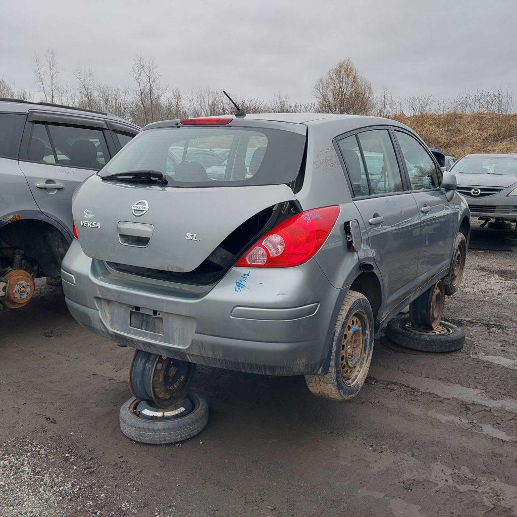 NISSAN VERSA 2009