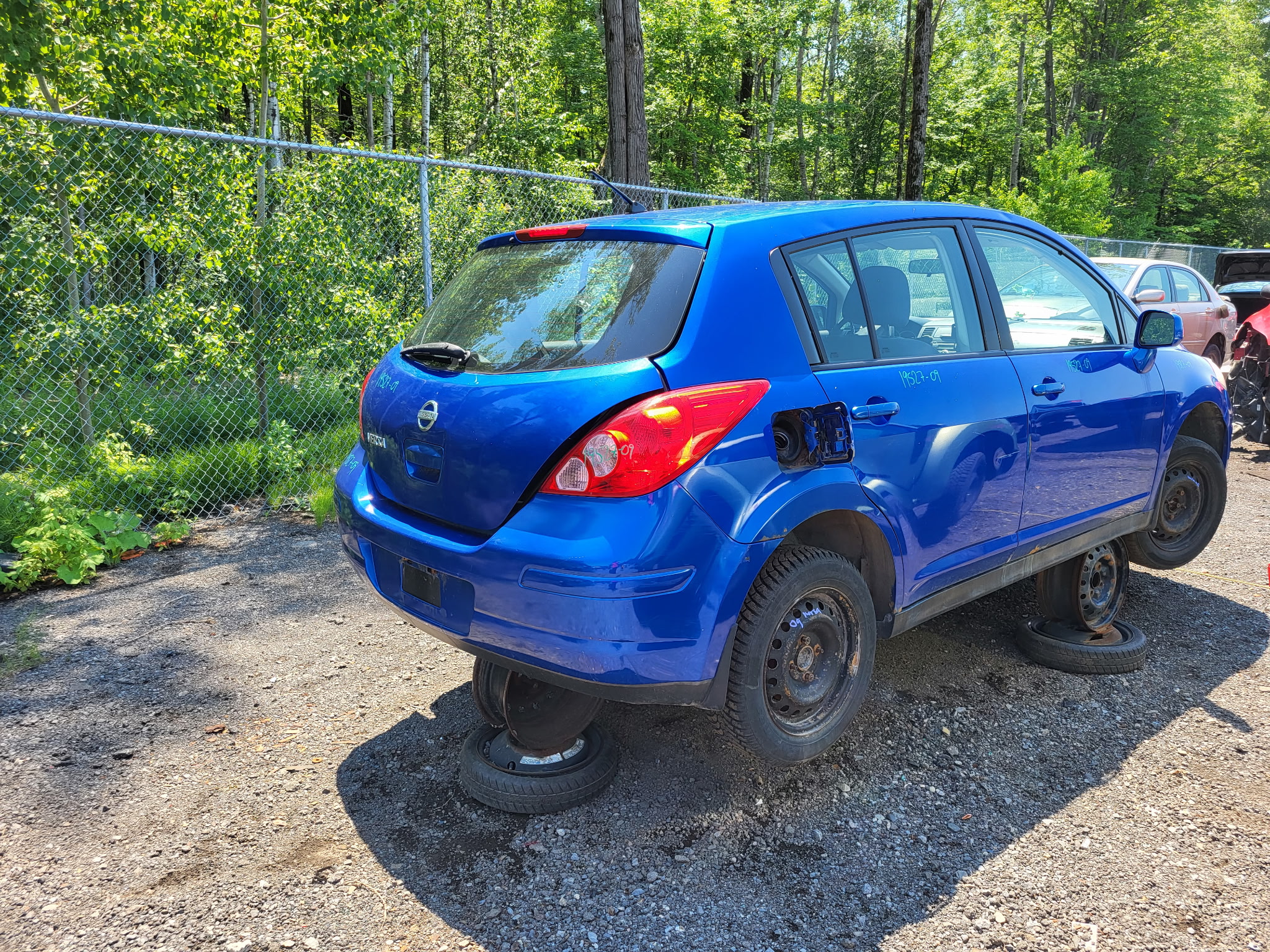 NISSAN VERSA 2009