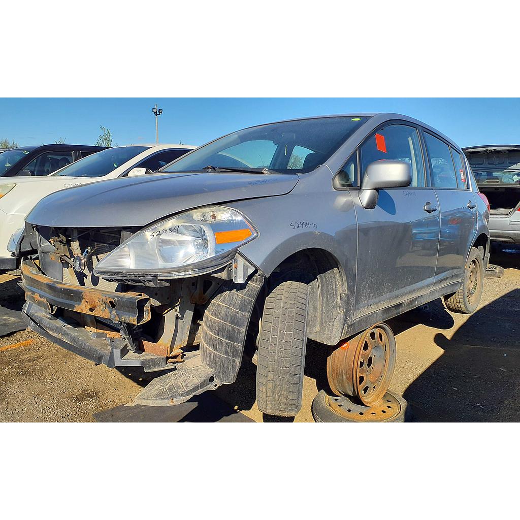 NISSAN VERSA 2010