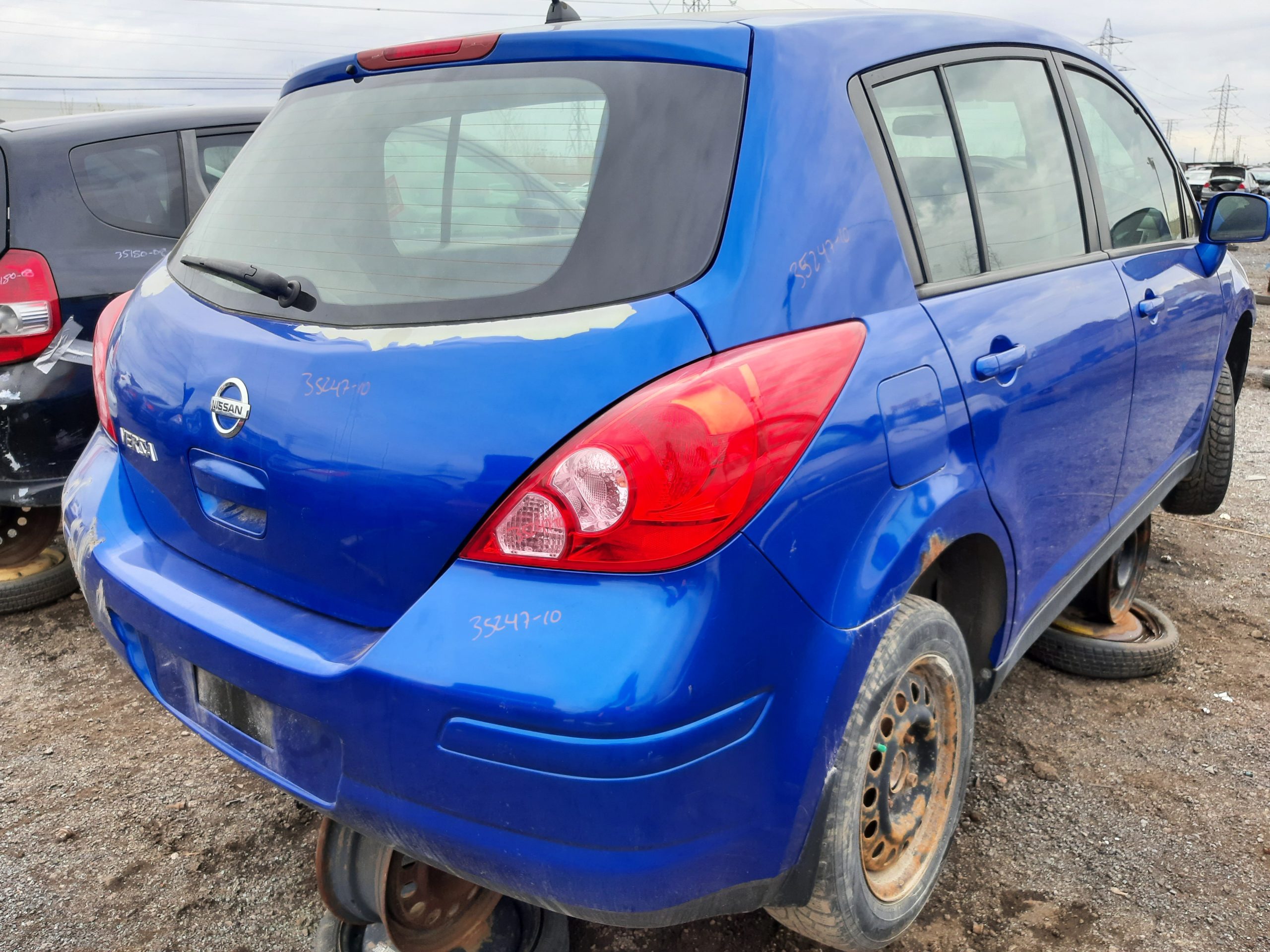 NISSAN VERSA 2010