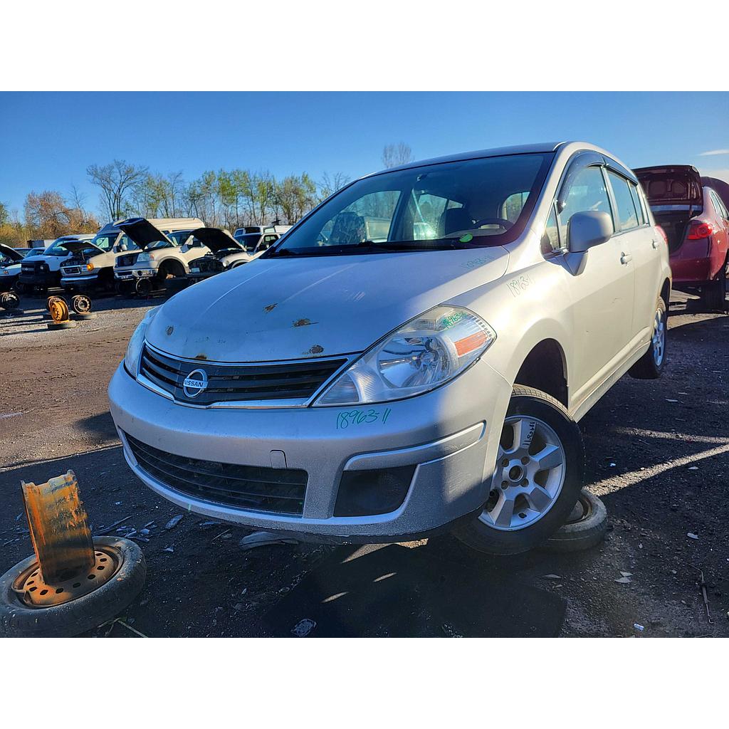 NISSAN VERSA 2011