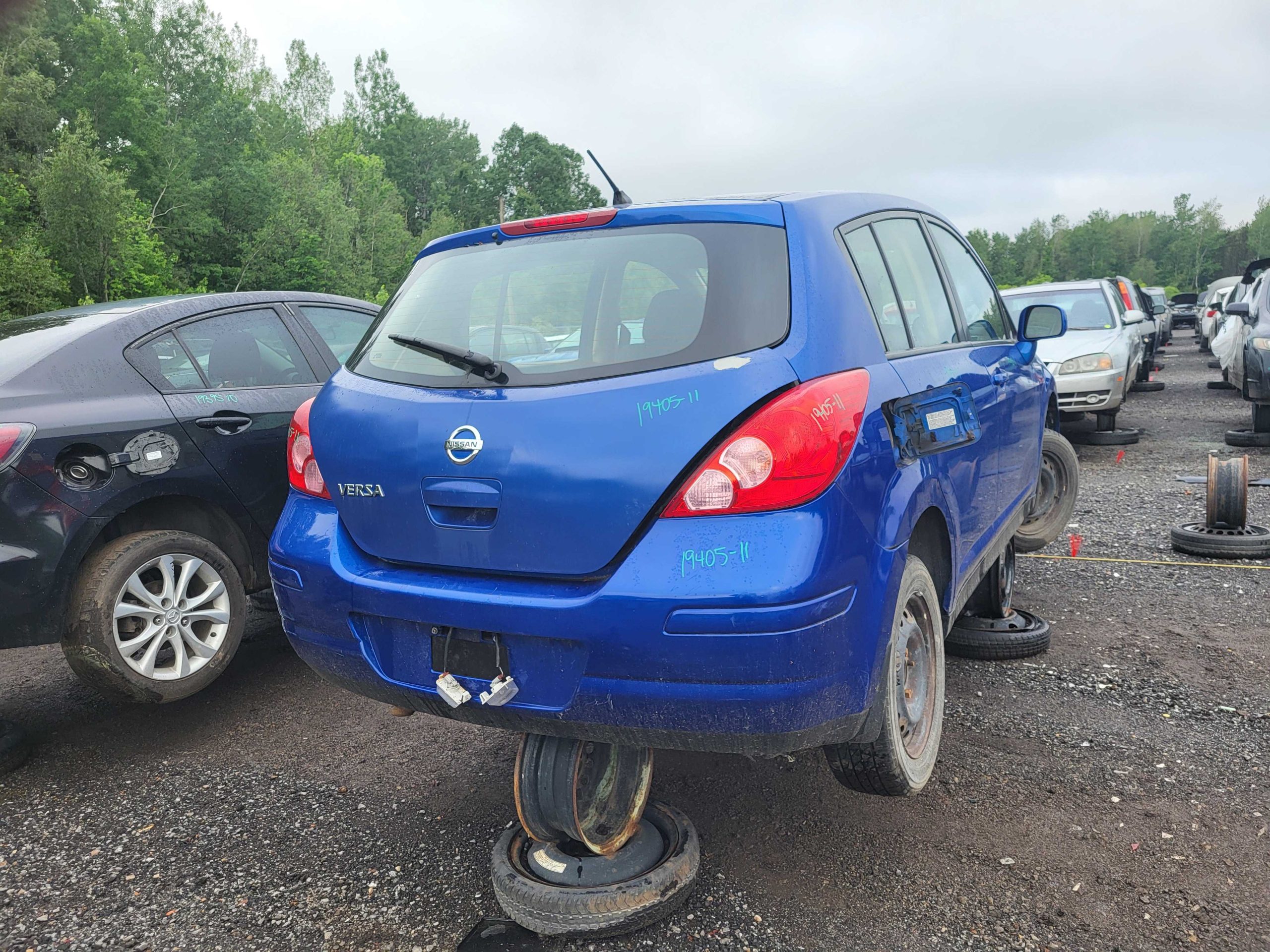 NISSAN VERSA 2011