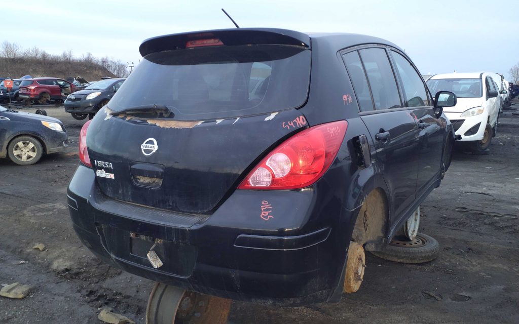 NISSAN VERSA 2012