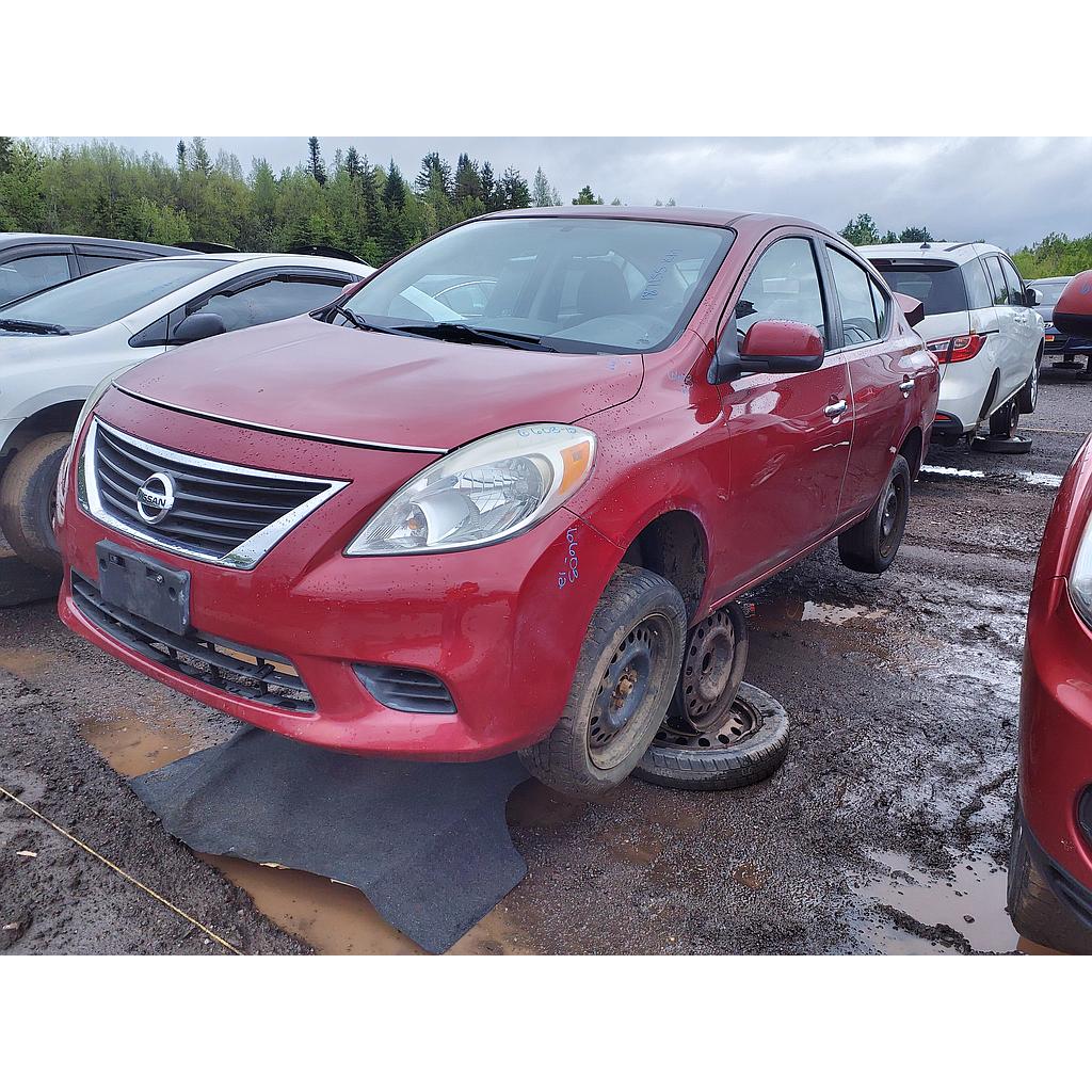 NISSAN VERSA 2012