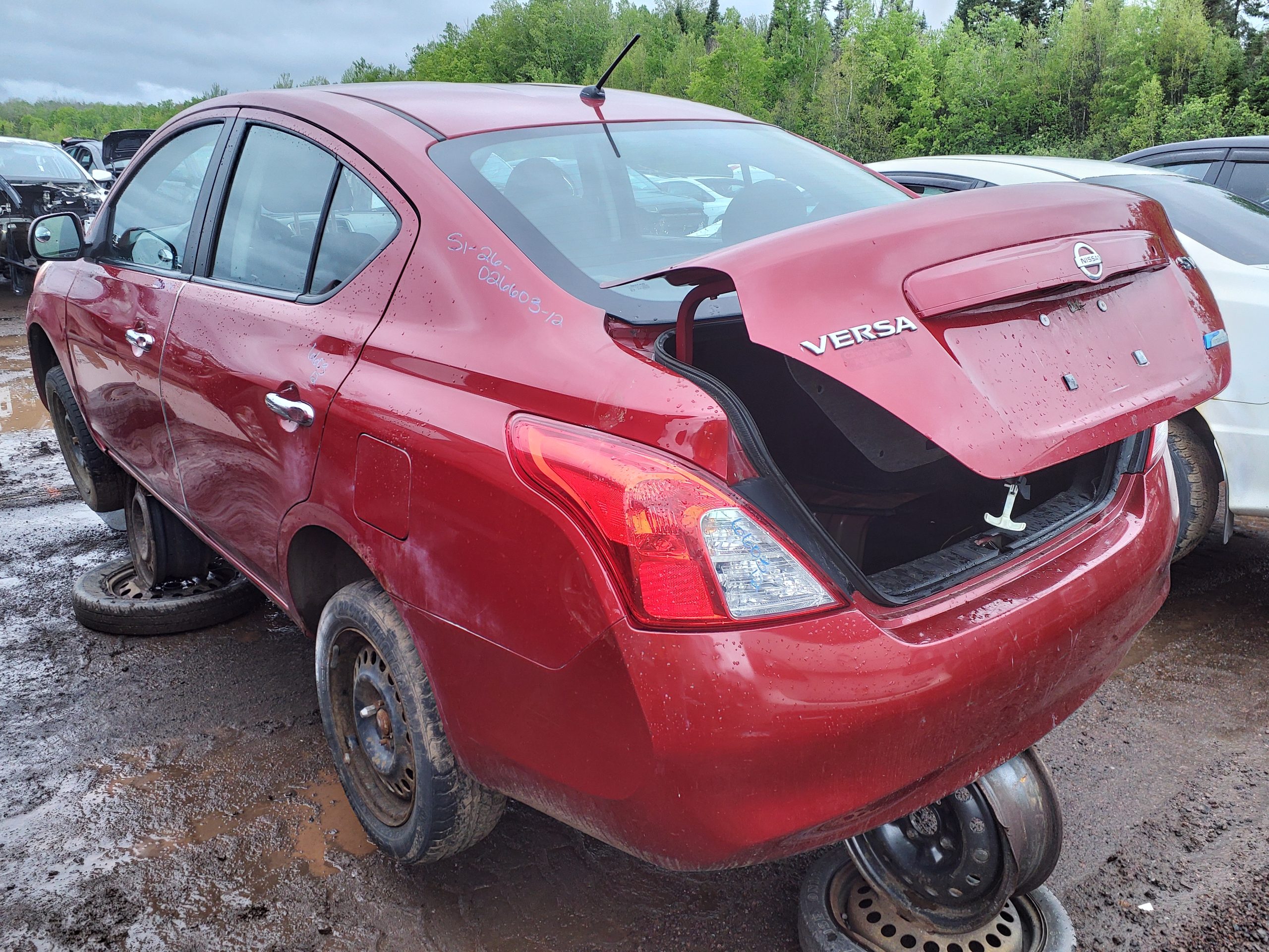 NISSAN VERSA 2012