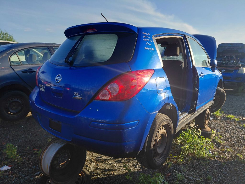 NISSAN VERSA 2012