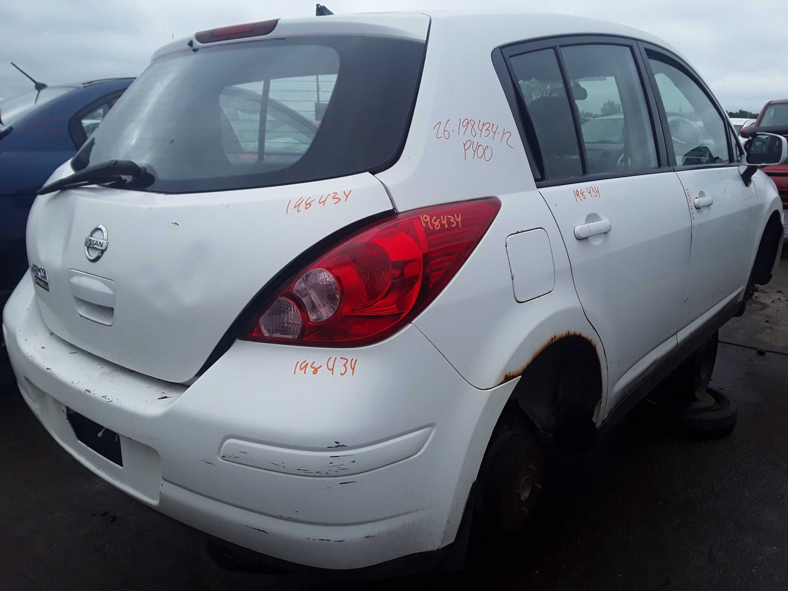 NISSAN VERSA 2012