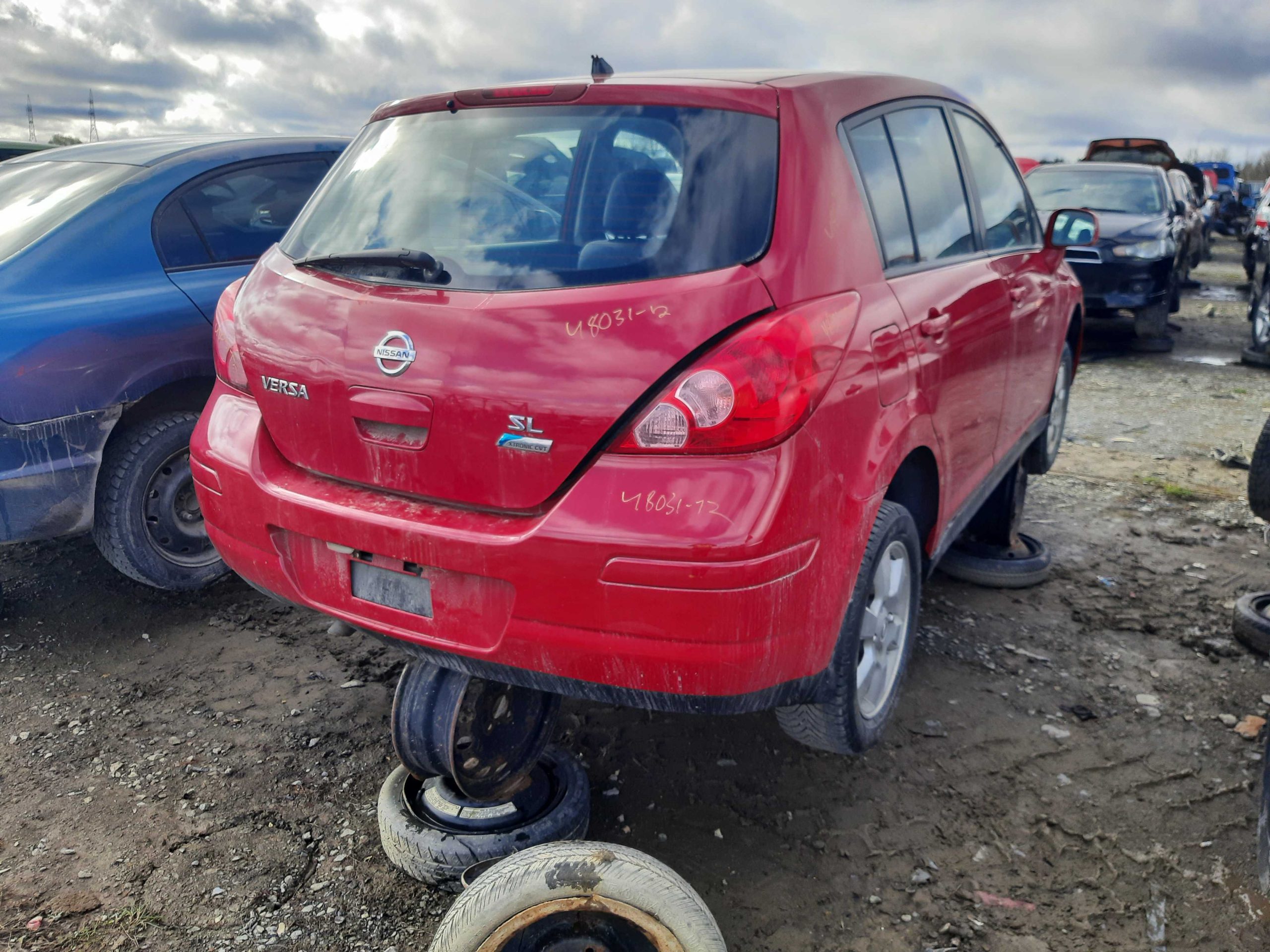 NISSAN VERSA 2012