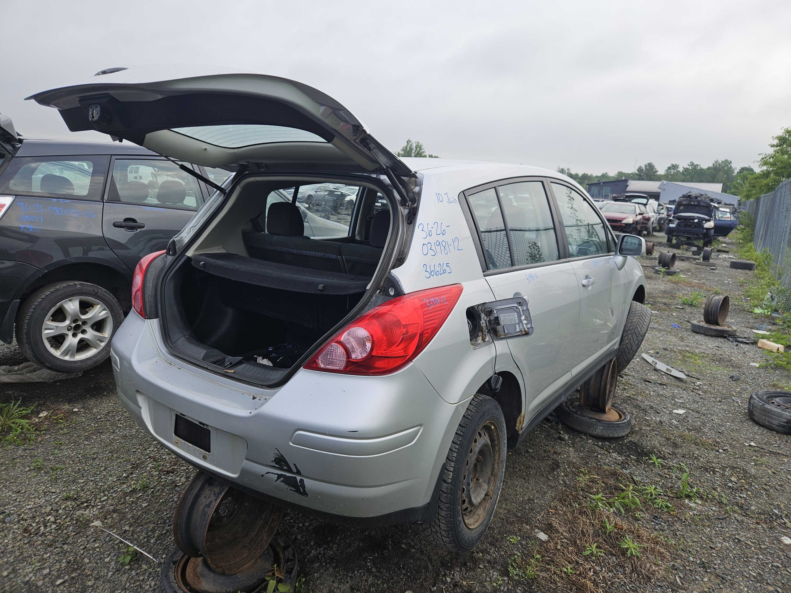 NISSAN VERSA 2012