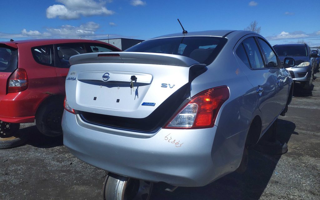 NISSAN VERSA 2014