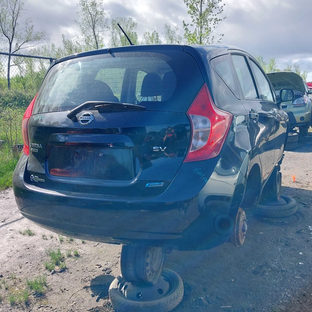 NISSAN VERSA 2014