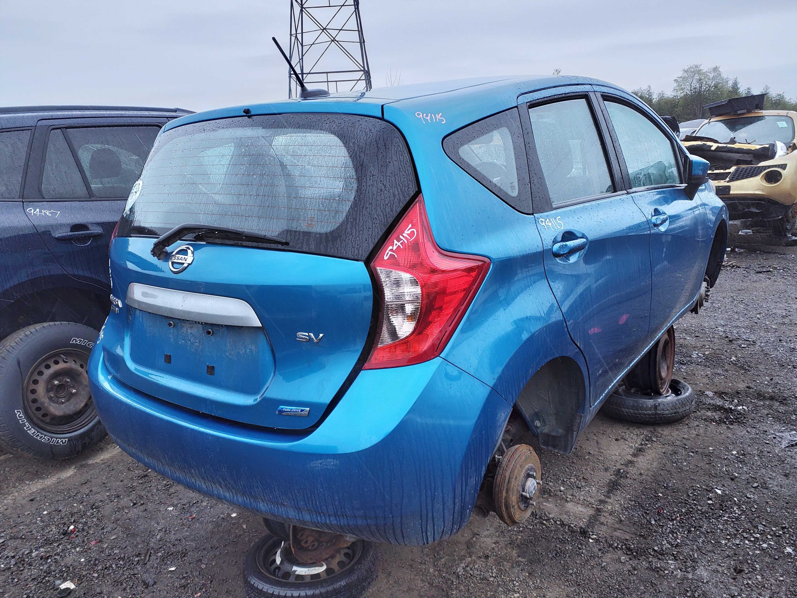 NISSAN VERSA 2015