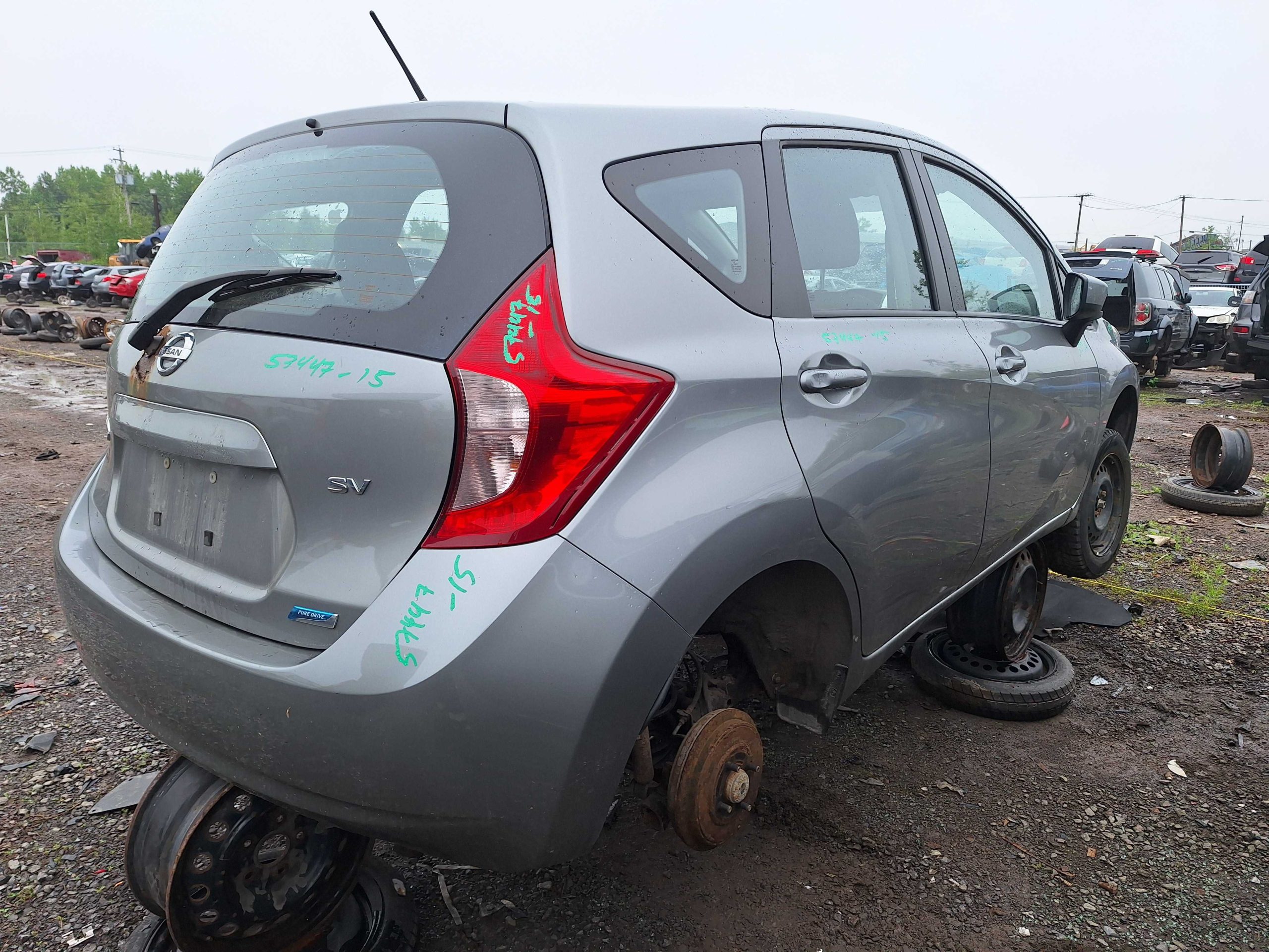 NISSAN VERSA 2015