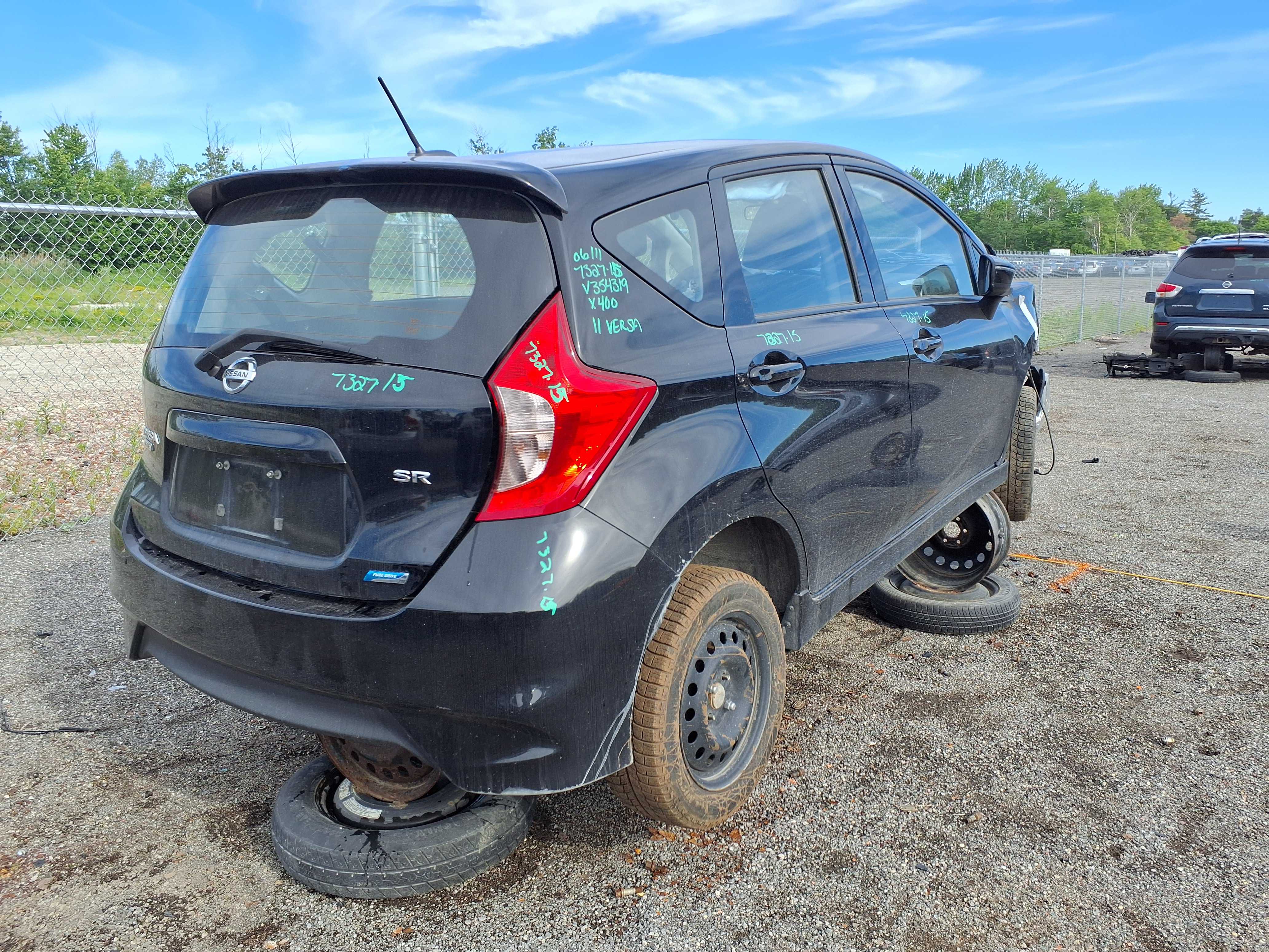 NISSAN VERSA 2015