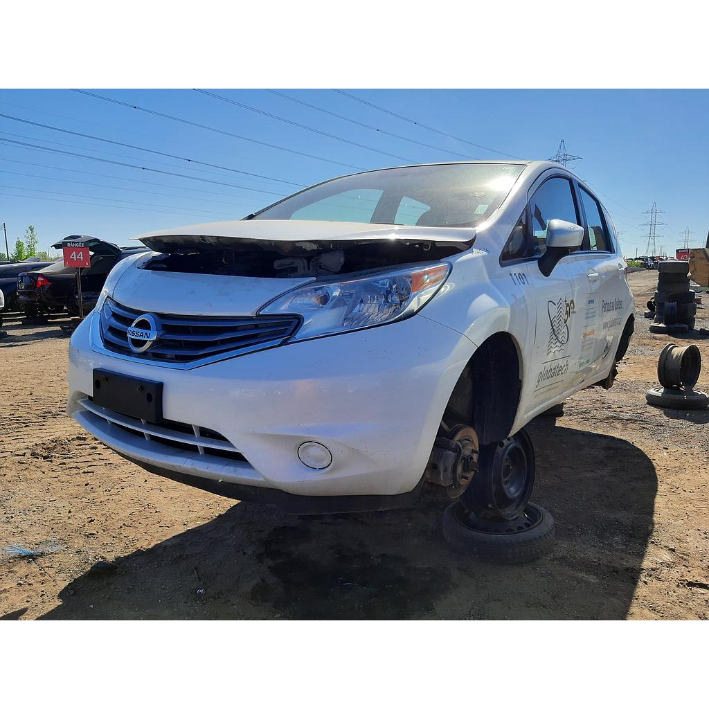 NISSAN VERSA 2016