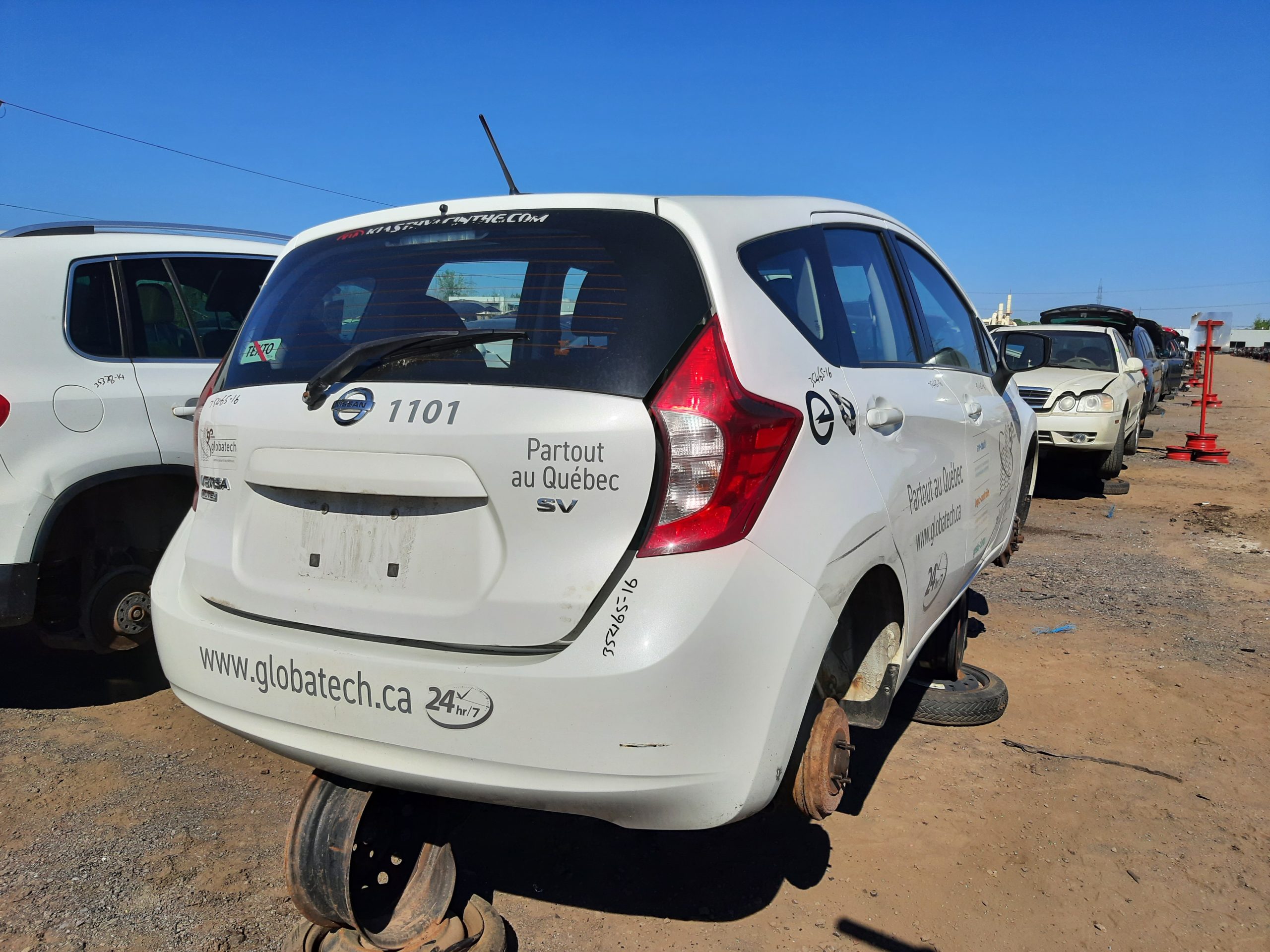 NISSAN VERSA 2016