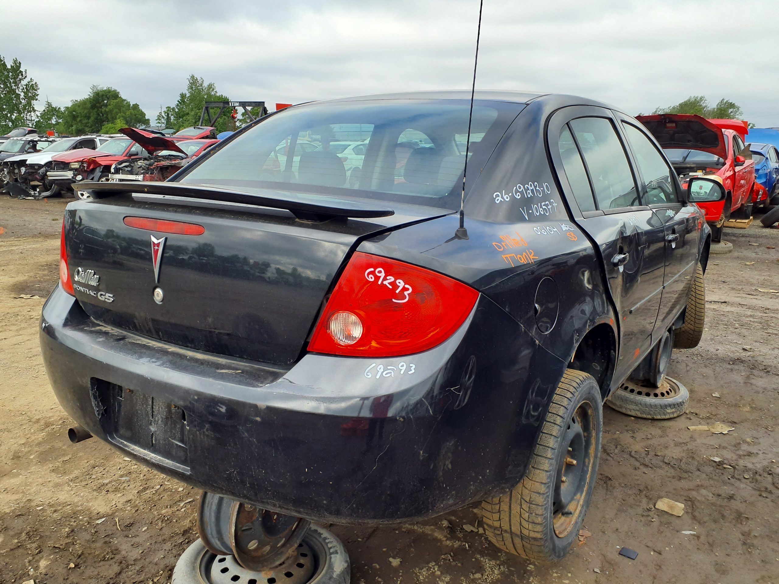 PONTIAC G5 2010