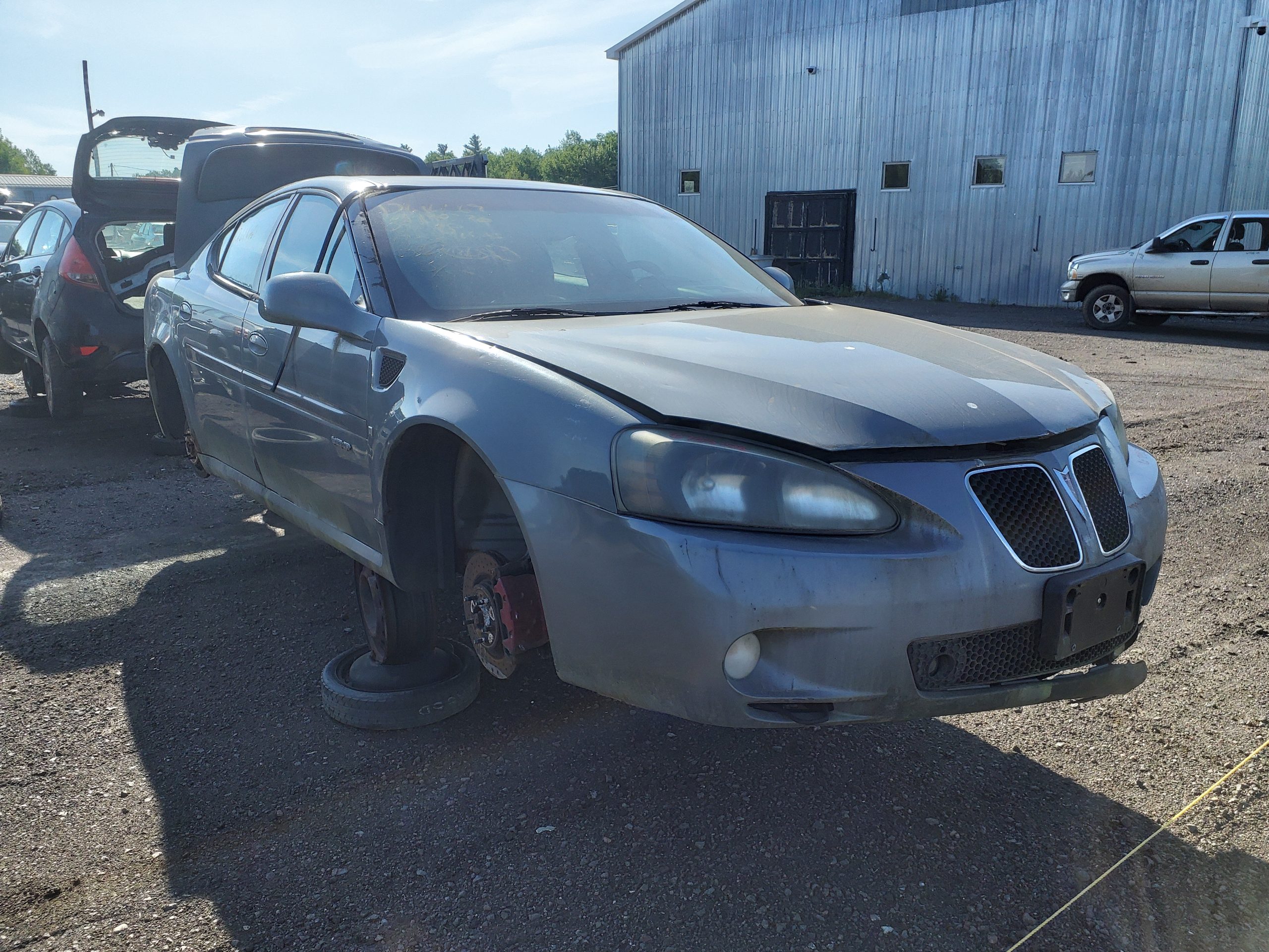 PONTIAC GRAND PRIX 2008