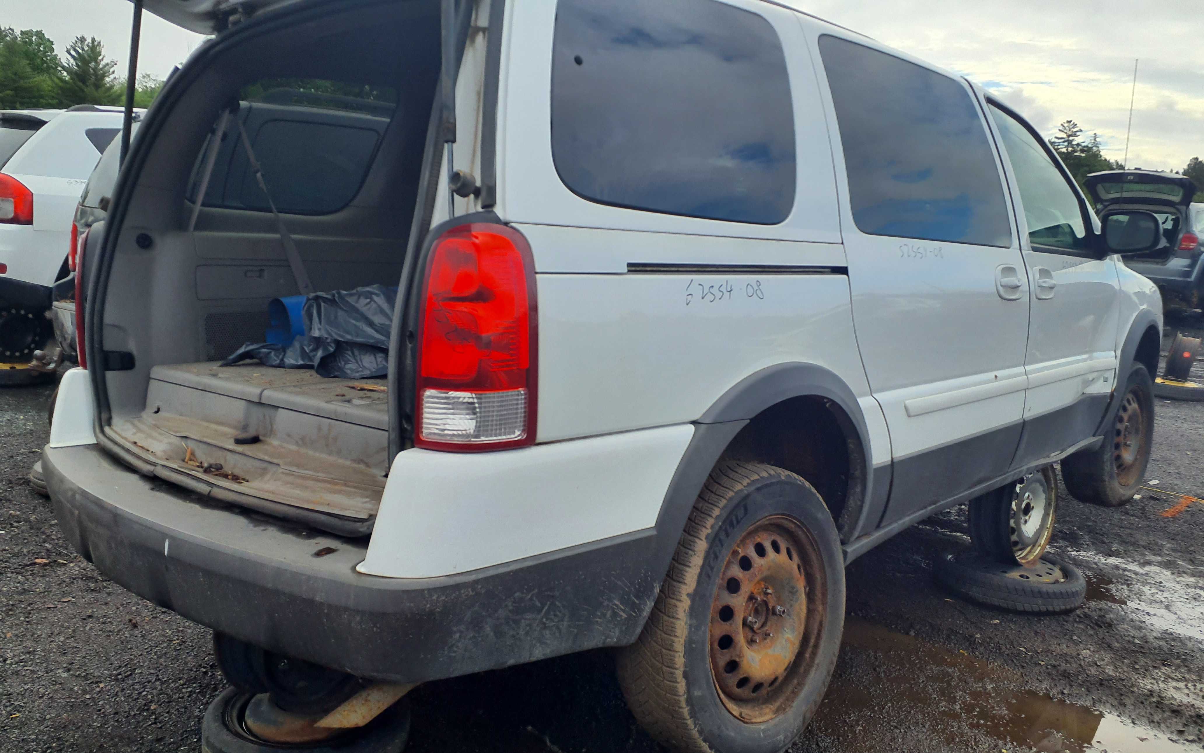 PONTIAC MONTANA 2008