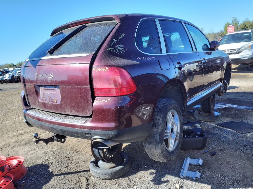 PORSCHE CAYENNE 2004