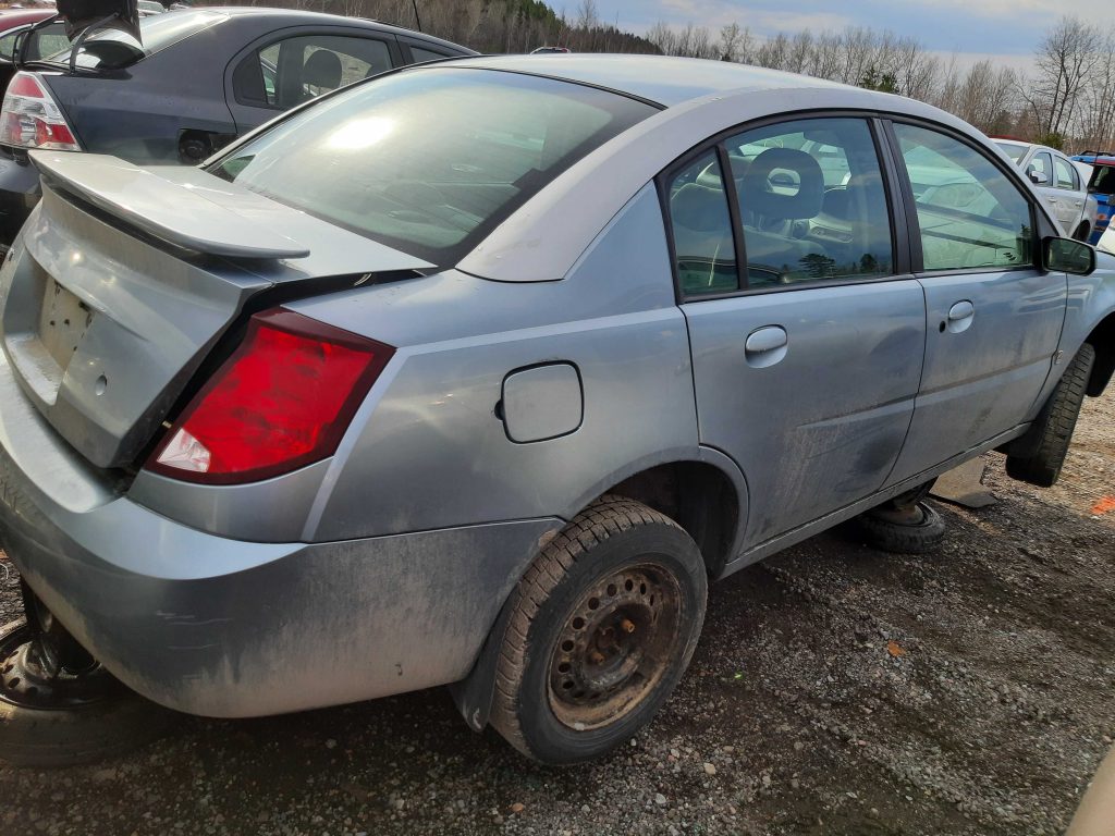 SATURN ION 2003