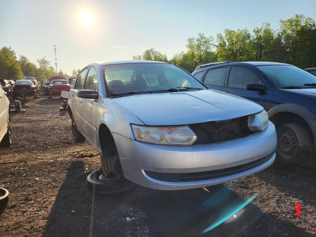 SATURN ION 2004