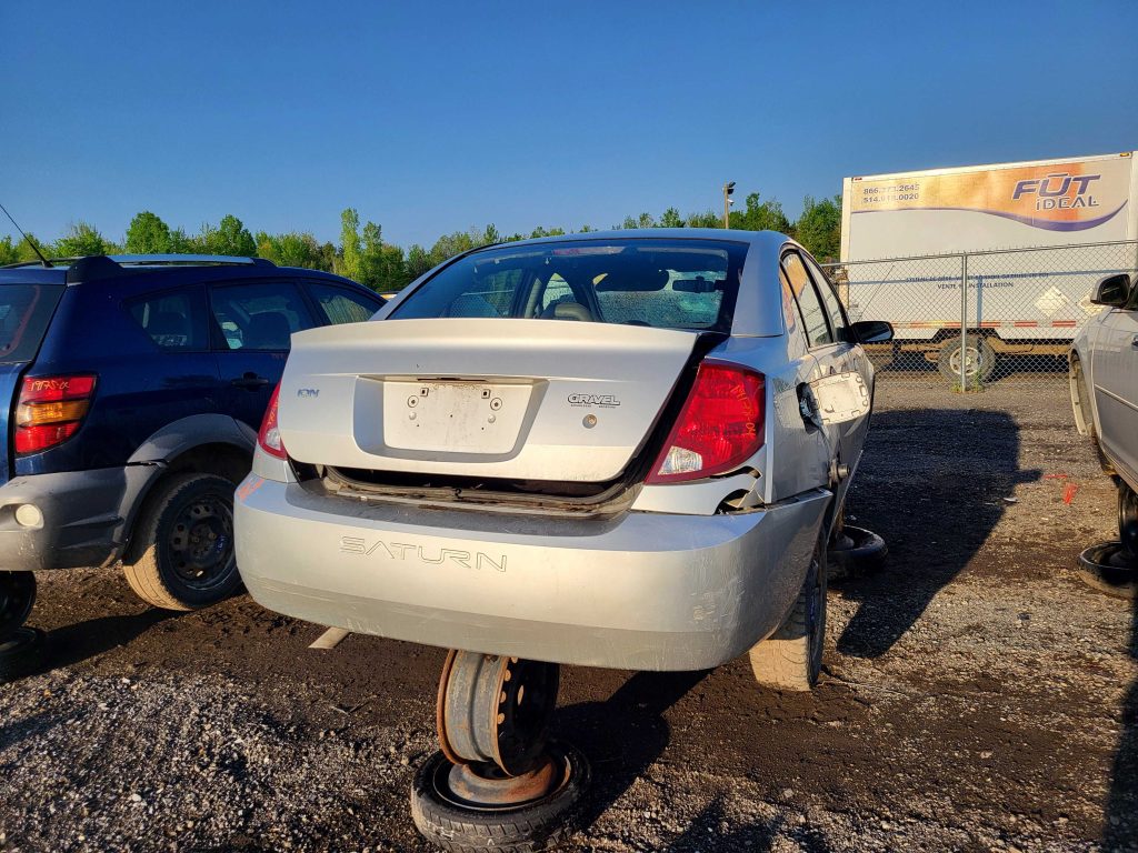 SATURN ION 2004