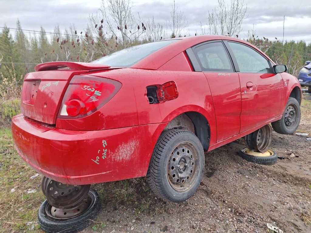 SATURN ION 2004