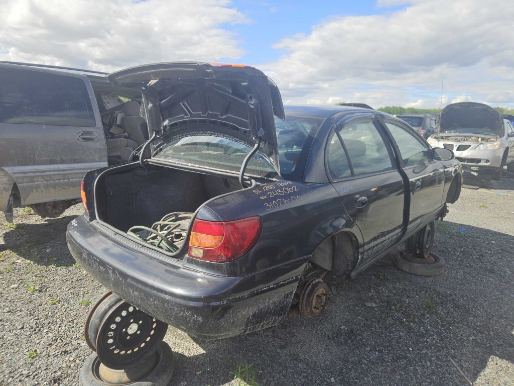 SATURN SL 2000