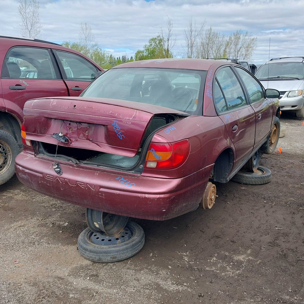 SATURN SL 2001