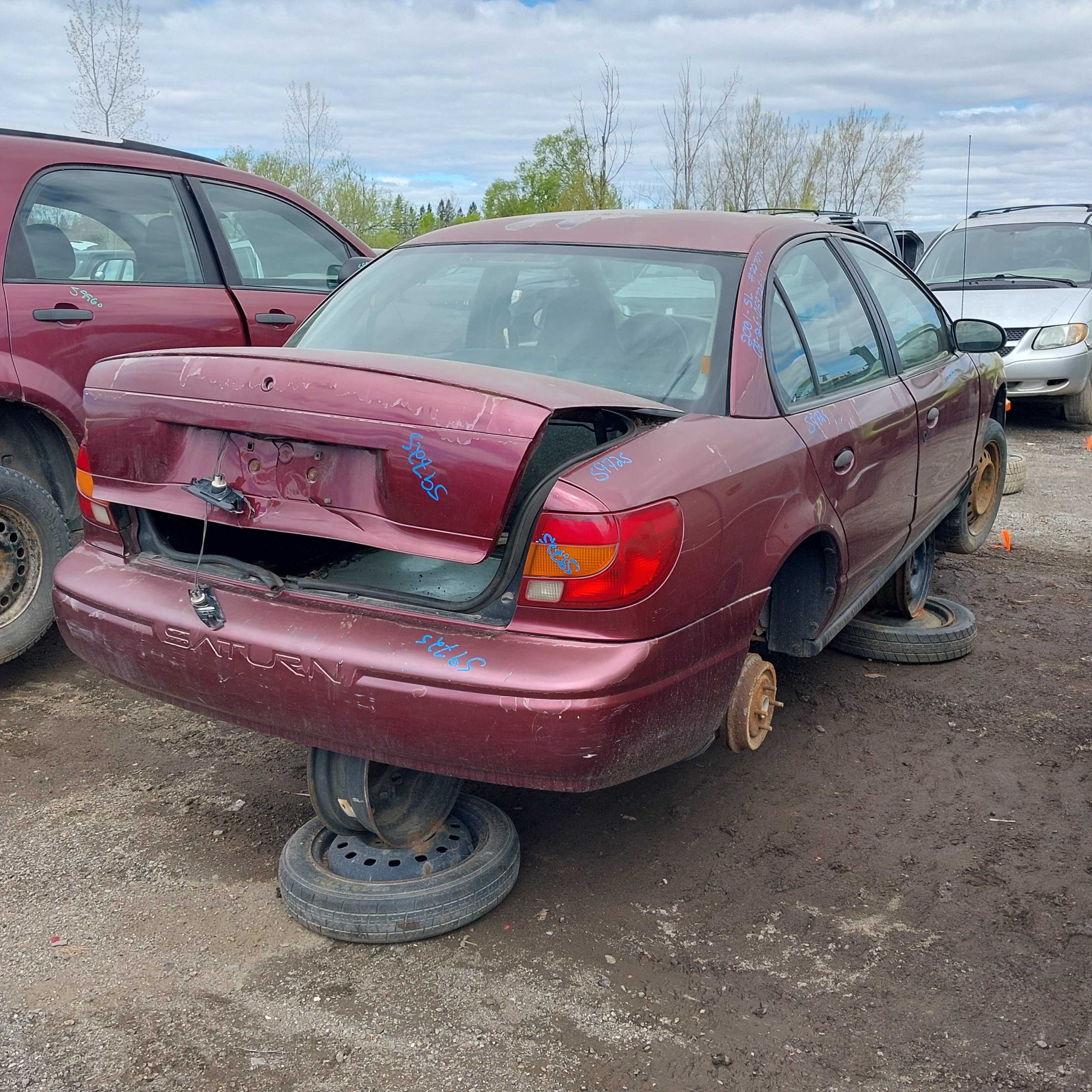 SATURN SL 2001