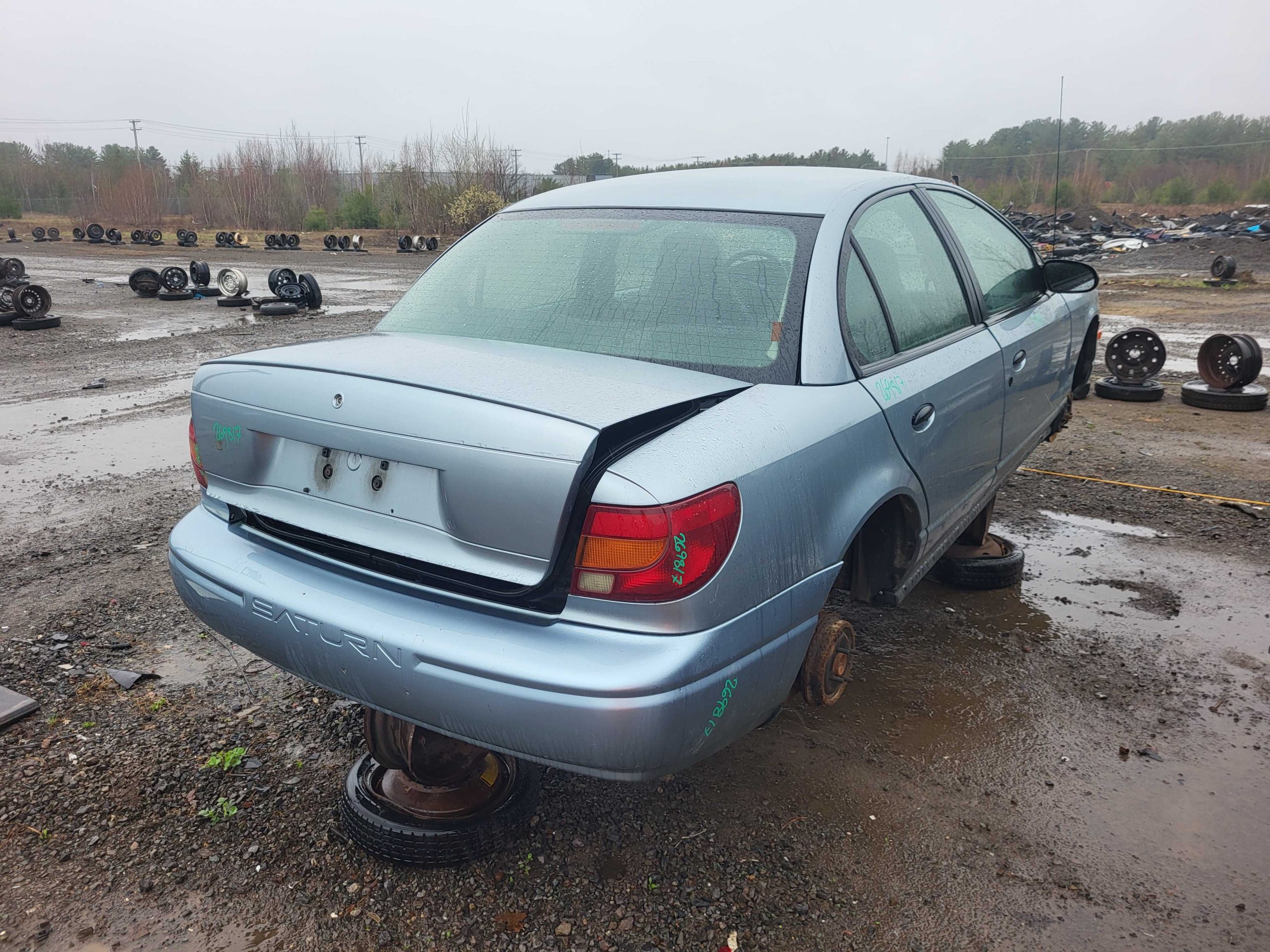 SATURN SL 2002