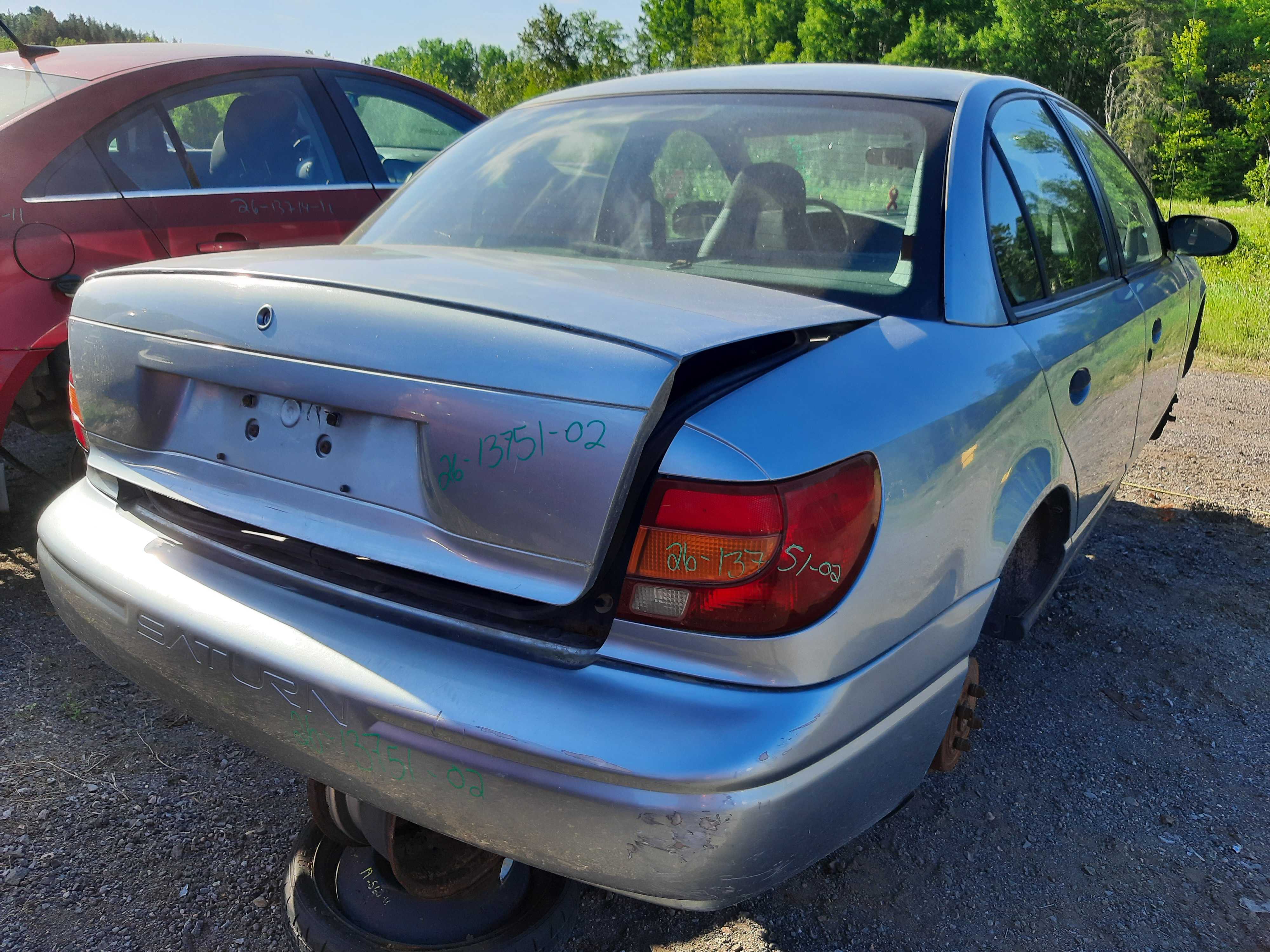 SATURN SL 2002