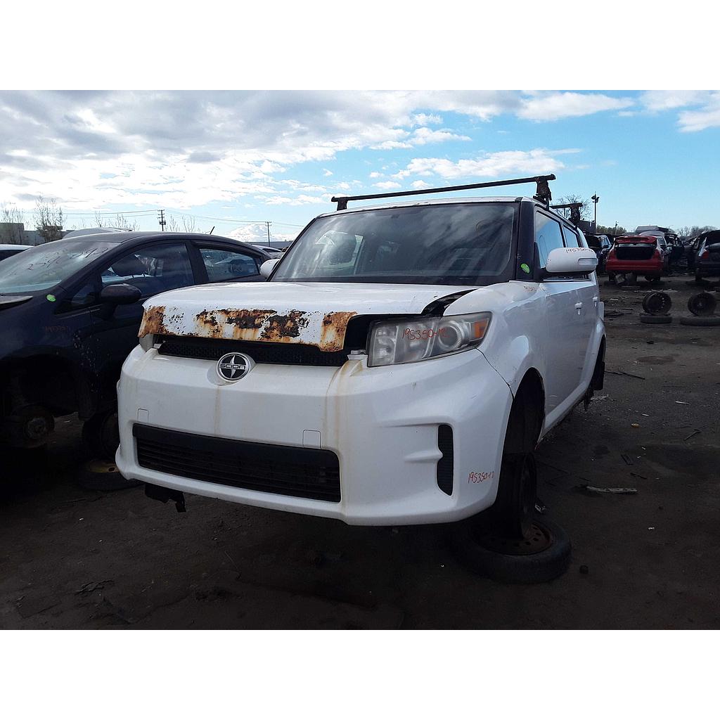 SCION XB 2012