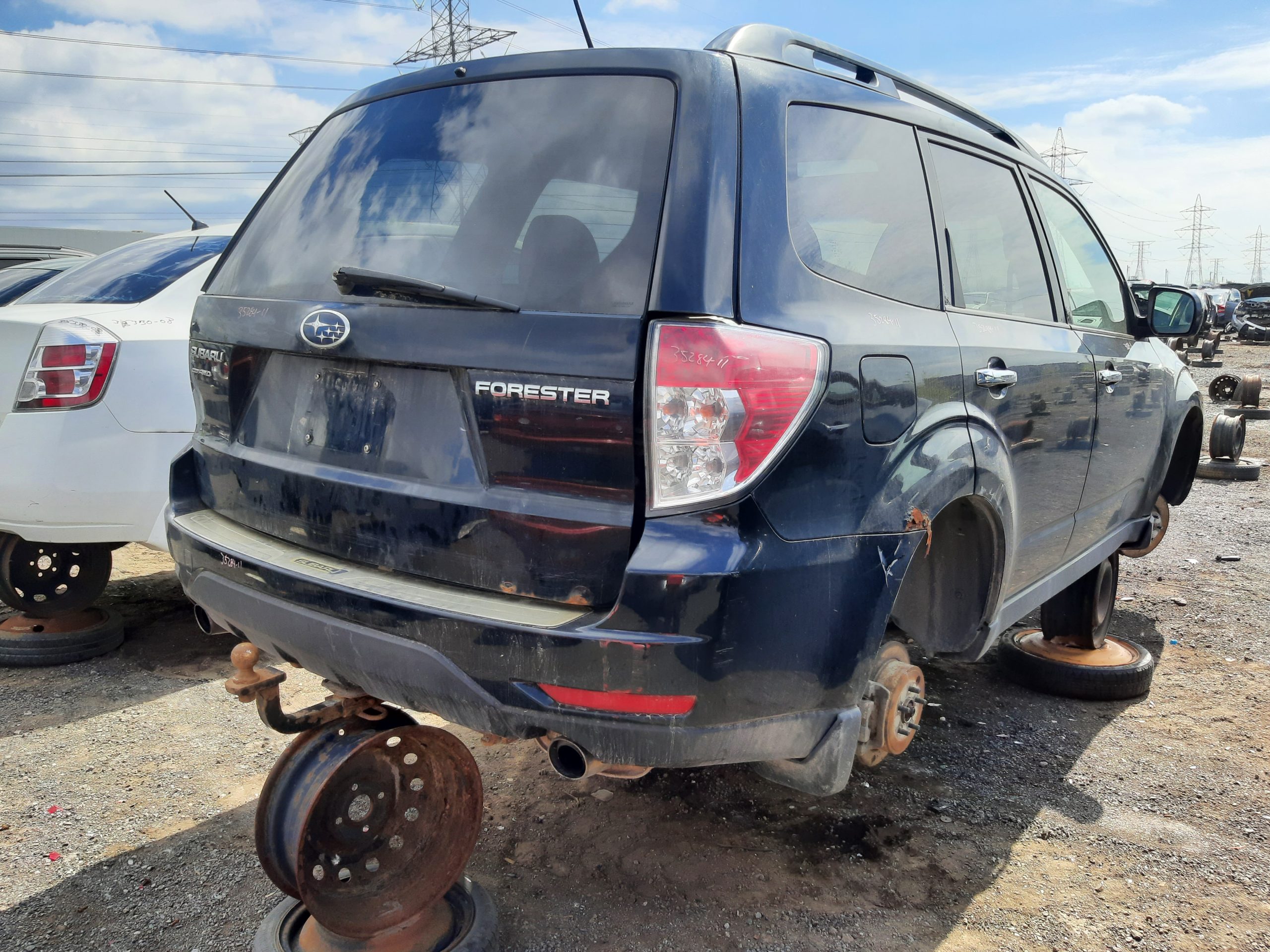 SUBARU FORESTER 2011