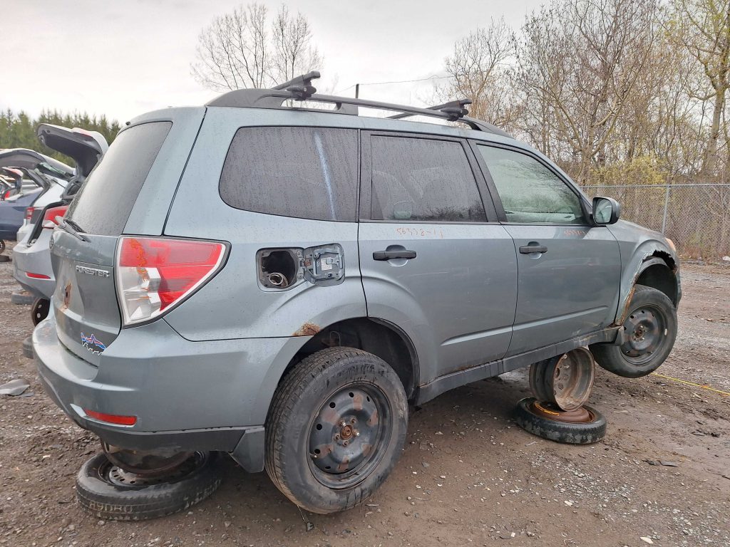 SUBARU FORESTER 2011