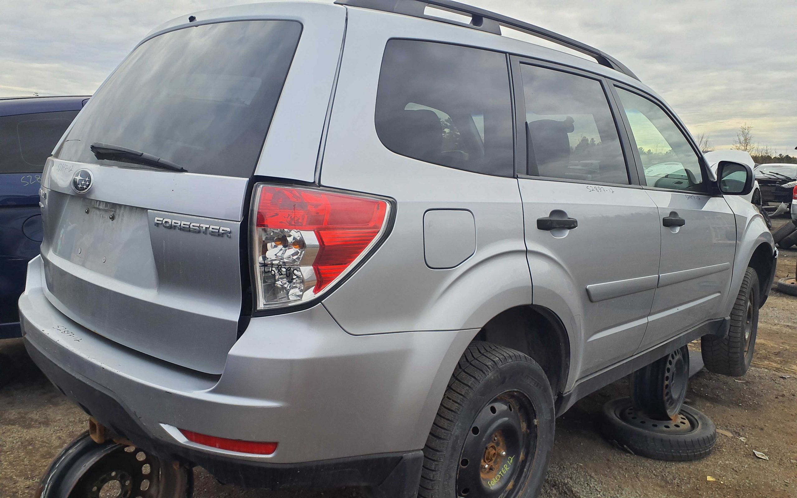 SUBARU FORESTER 2012