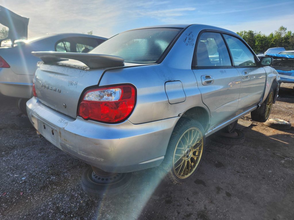 SUBARU IMPREZA SEDAN 2004